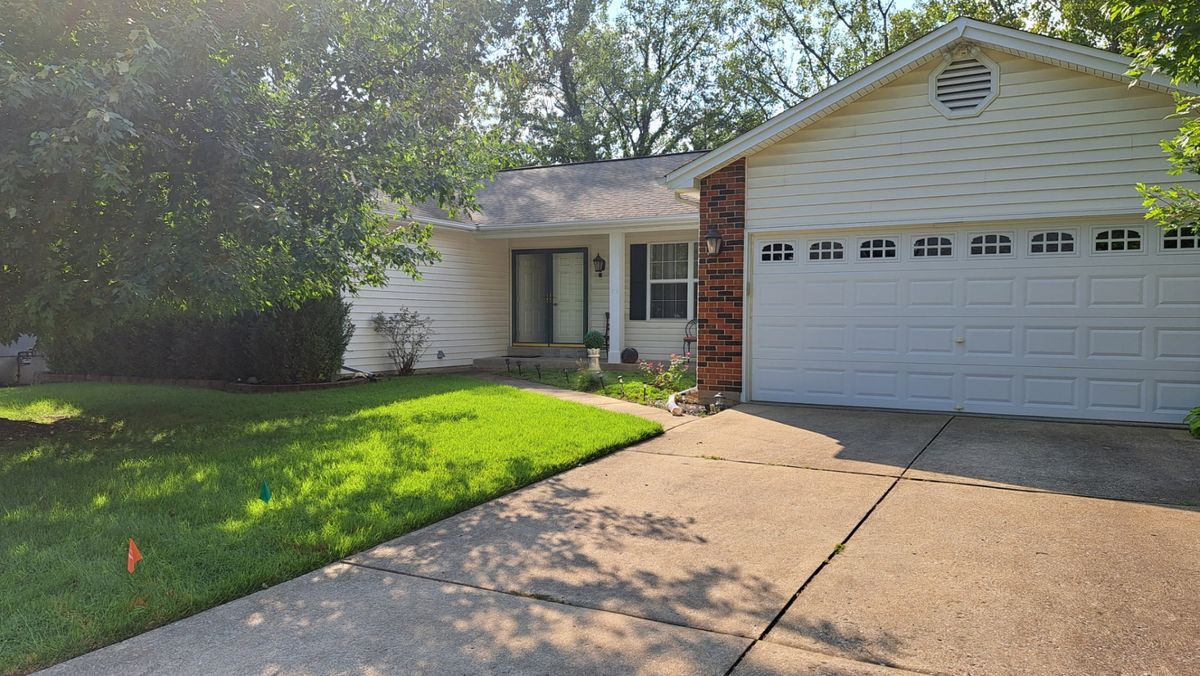 Front exterior of the ranch home at 3 Fairfax Dr, Saint Peters, MO